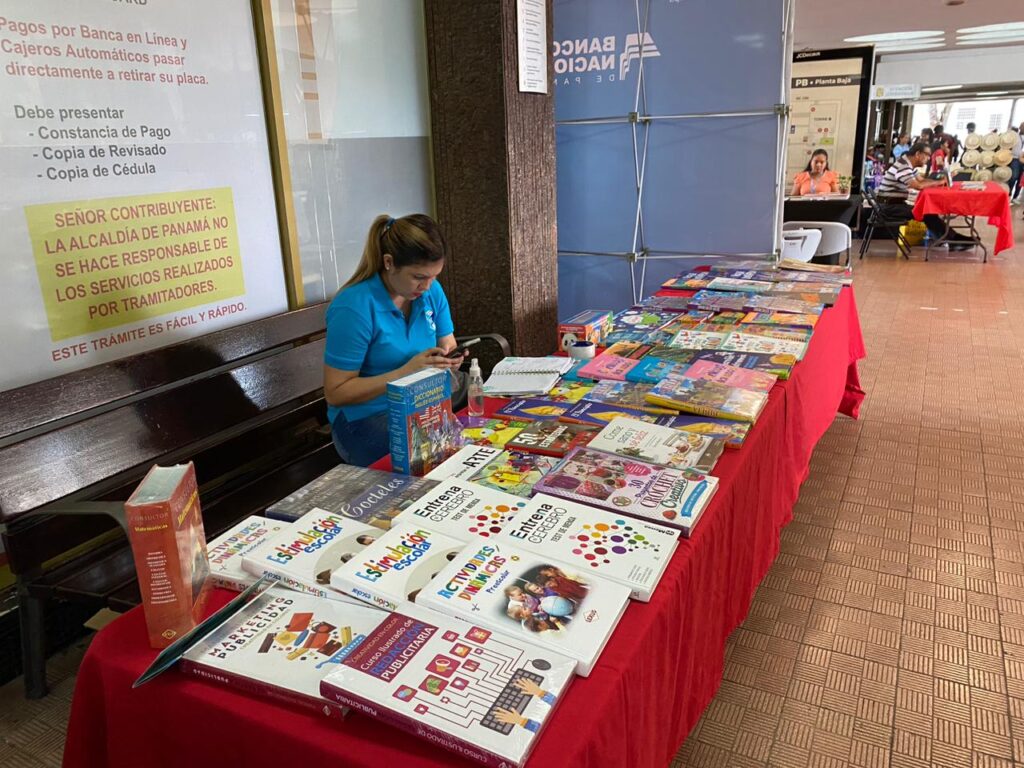 Feria Municipal del Libro, el Arte y la Cultura.